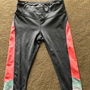 Athleta Crop Leggings